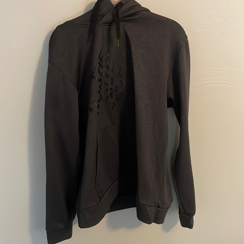 Gray men’s North Face hoodie